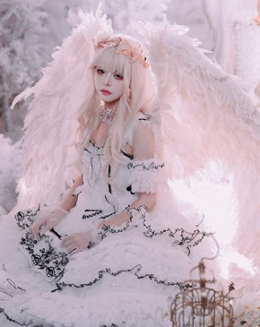 HEAVENS HOLIDAY